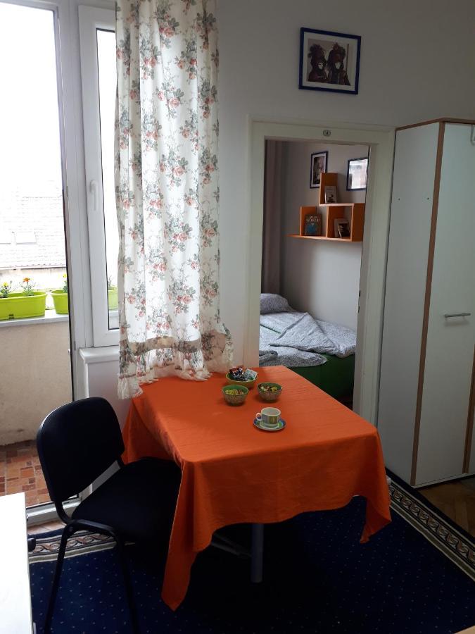 Cozy Hikers Flat Apartment Belgrade Exterior photo